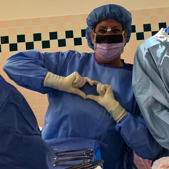 Meet your Posher, Laurie - Picture 1 of 1